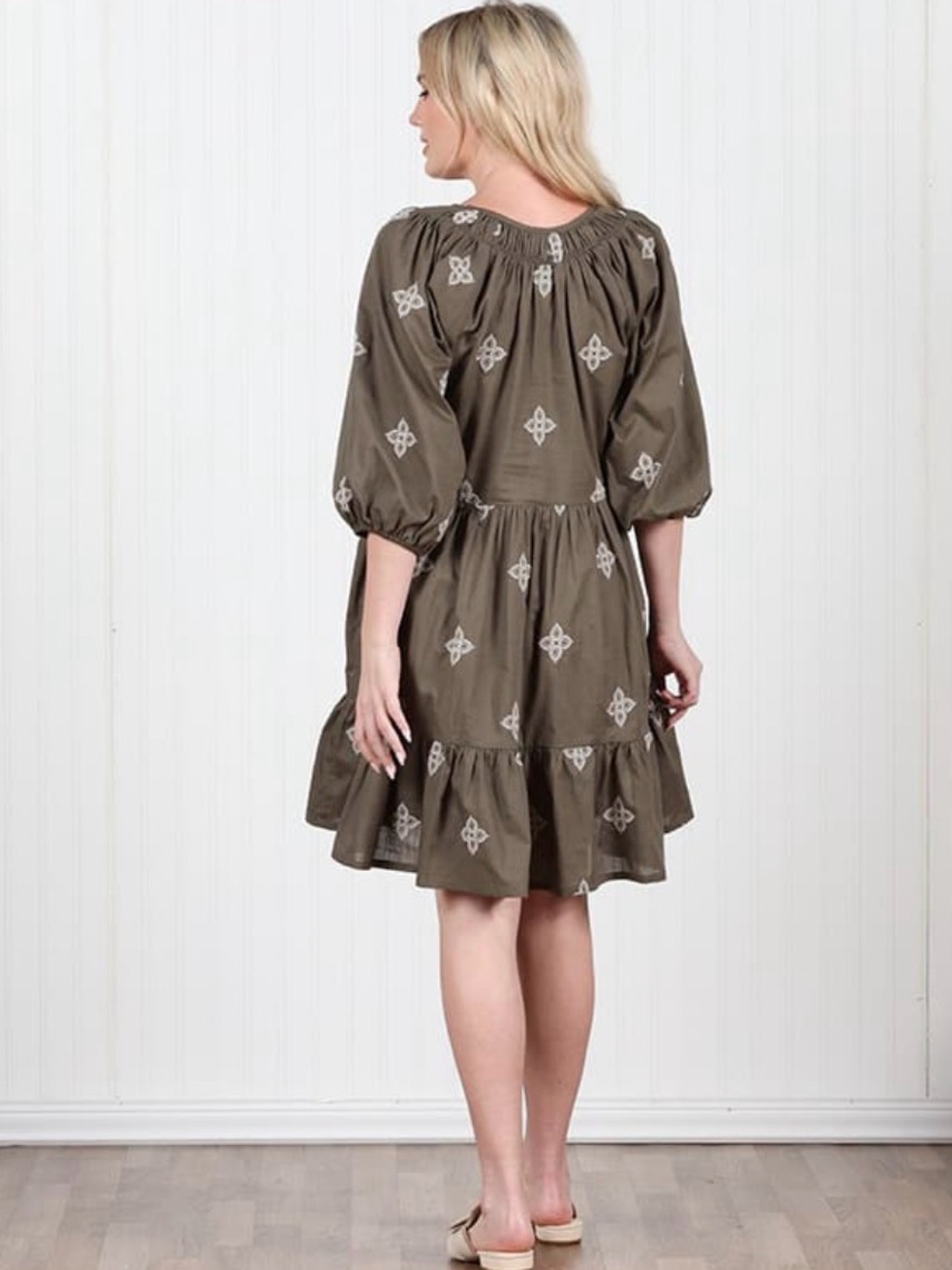 MIRA Cotton Gauze Olive Green Embroidered Tiered Dress  XXL 3/4 puffed sleeves - Picture 3 of 10